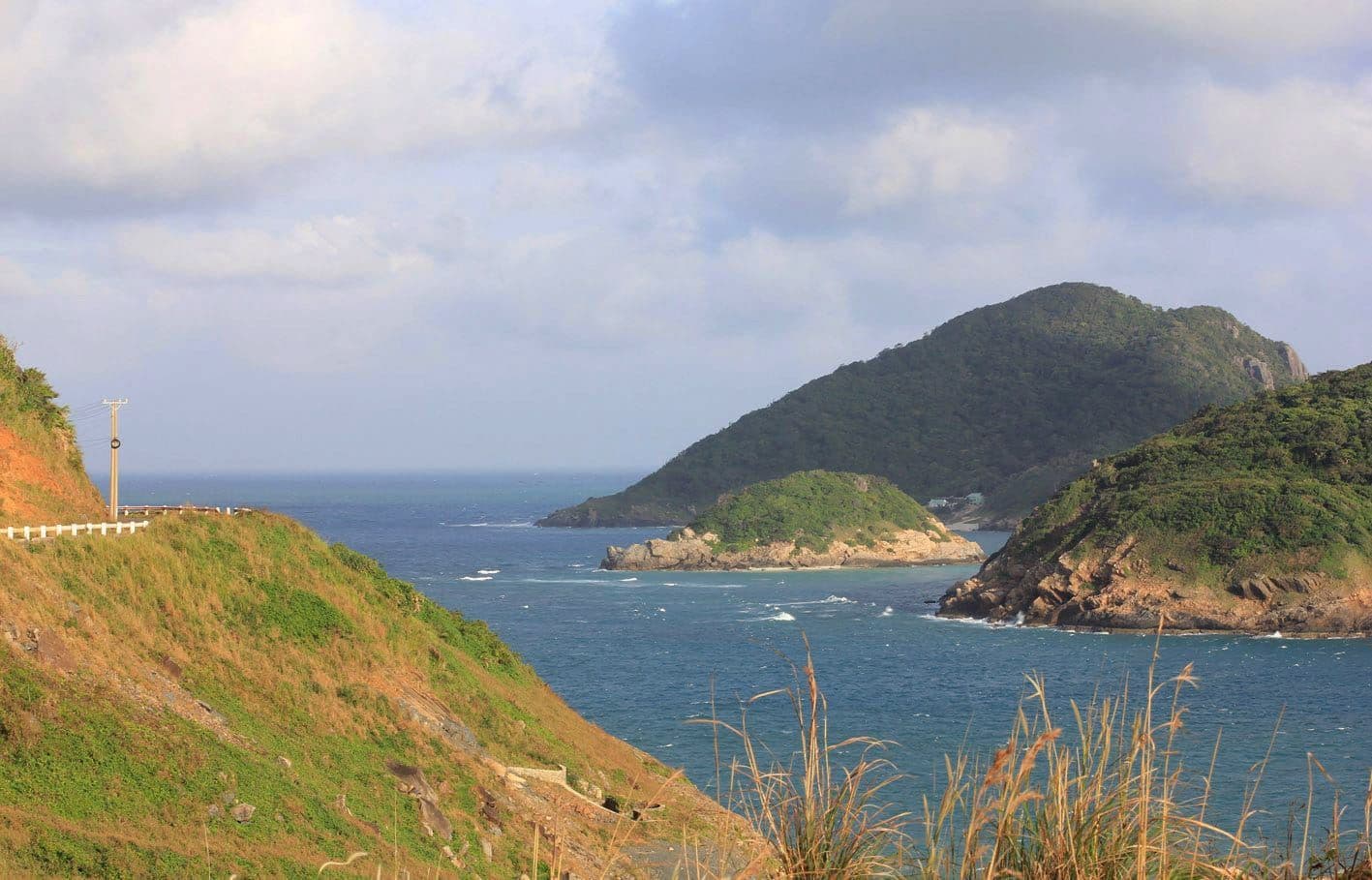 Hero Image of Đi đến vùng đất nhiều drama