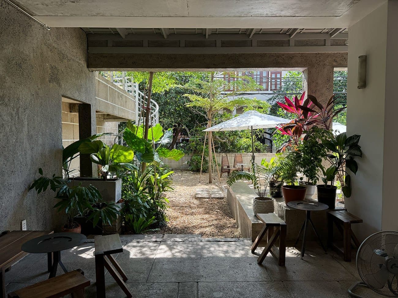 Hero Image of Chill trong những quán cà phê ẩn dật Thảo Điền