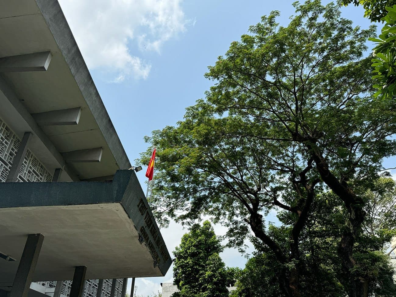 Hero Image of Coworking space miễn phí và vẻ đẹp cổ kính