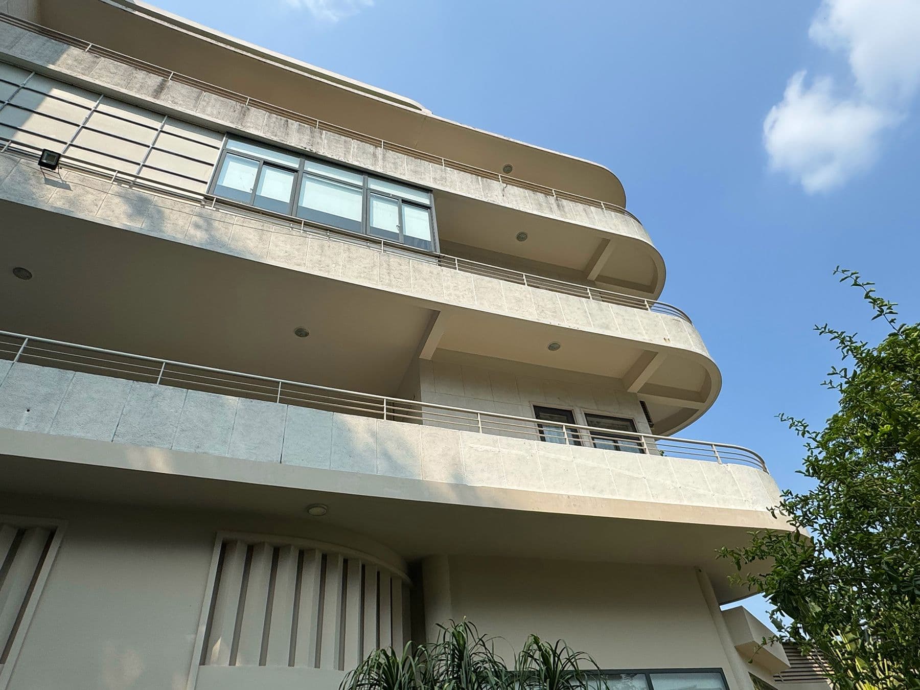 Cao ốc 80 Trần Quốc Thảo 