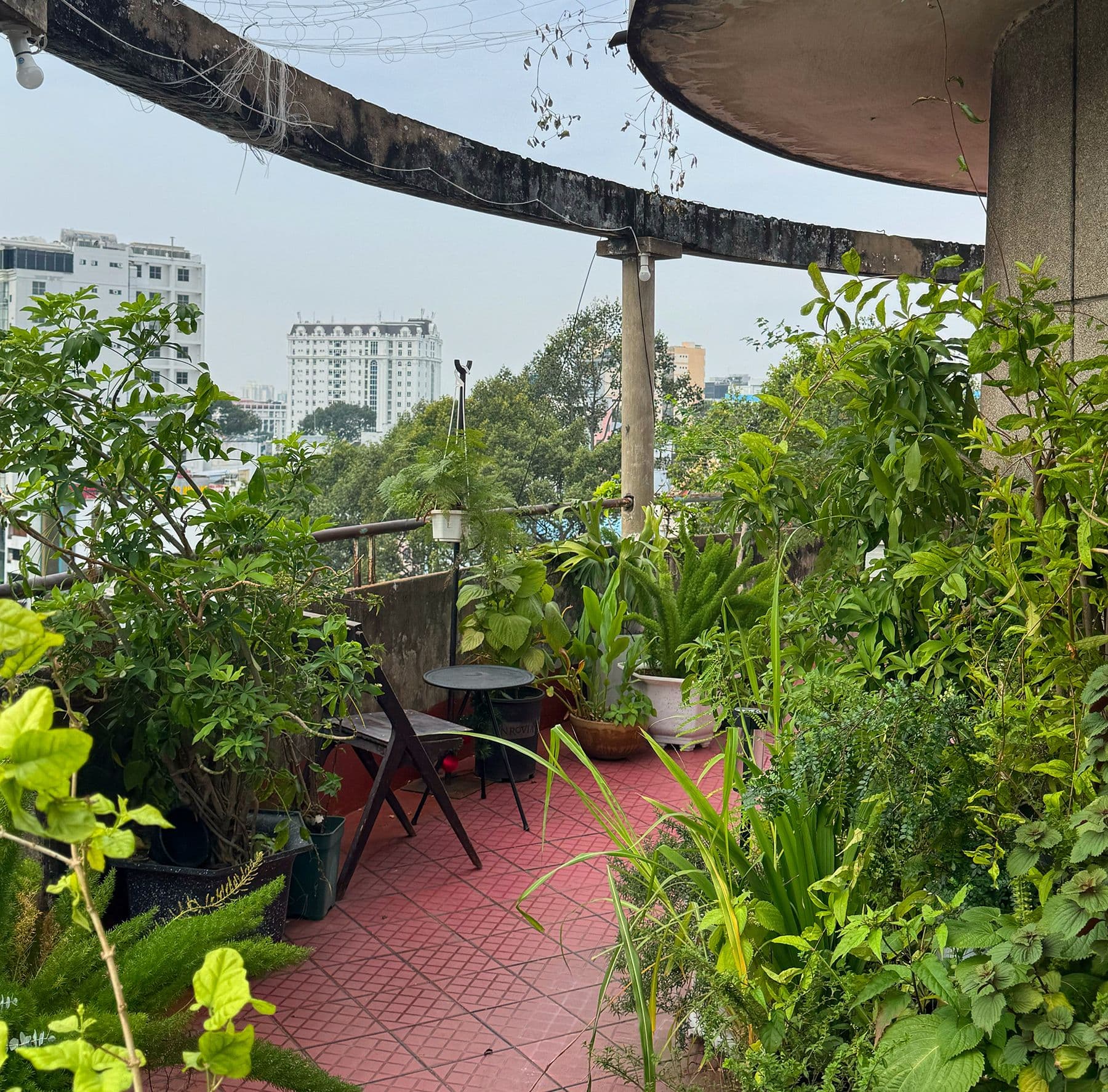 Hero Image of Những giếng trời và khung hình thành phố