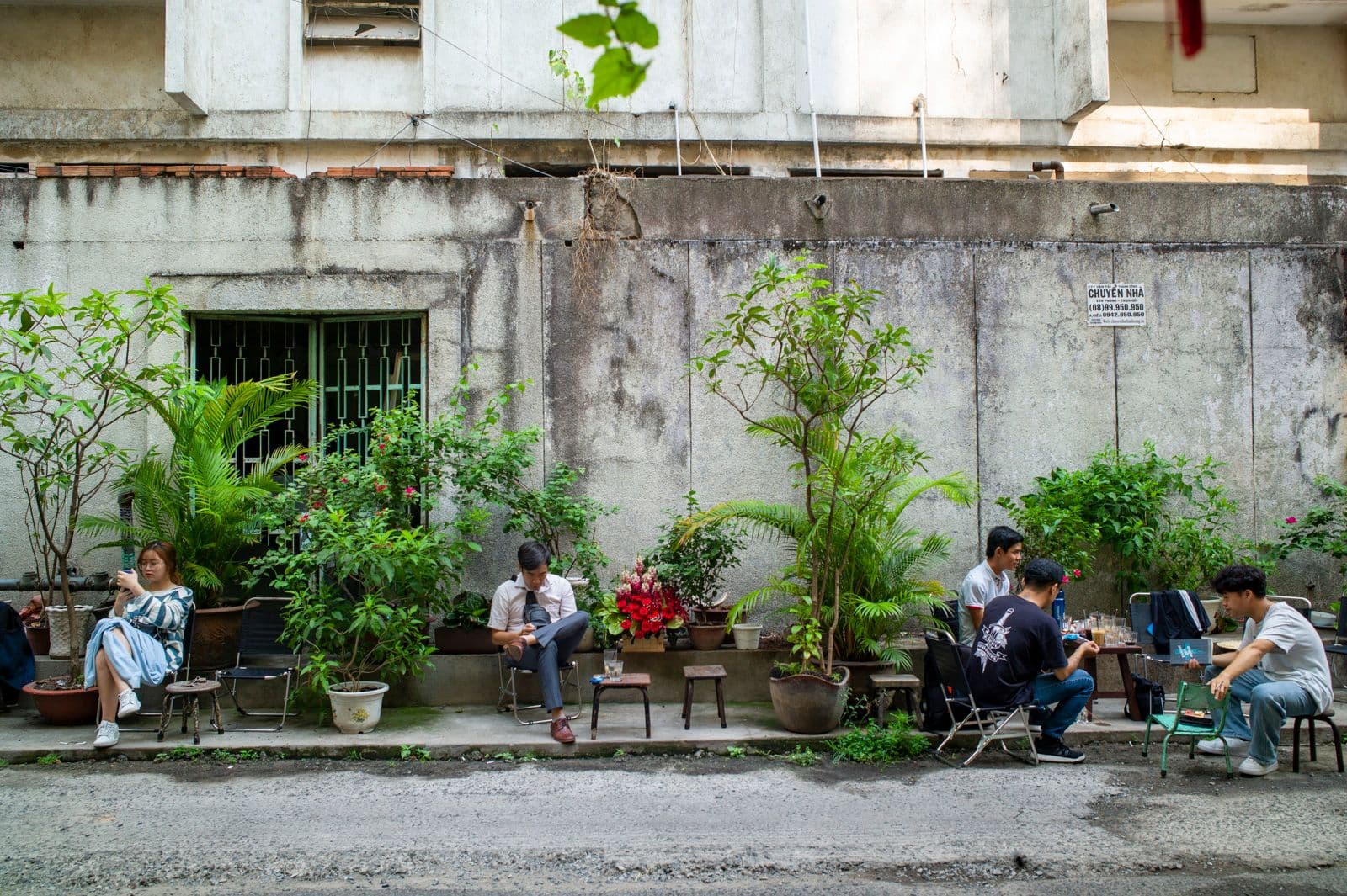Du lịch gần nhà