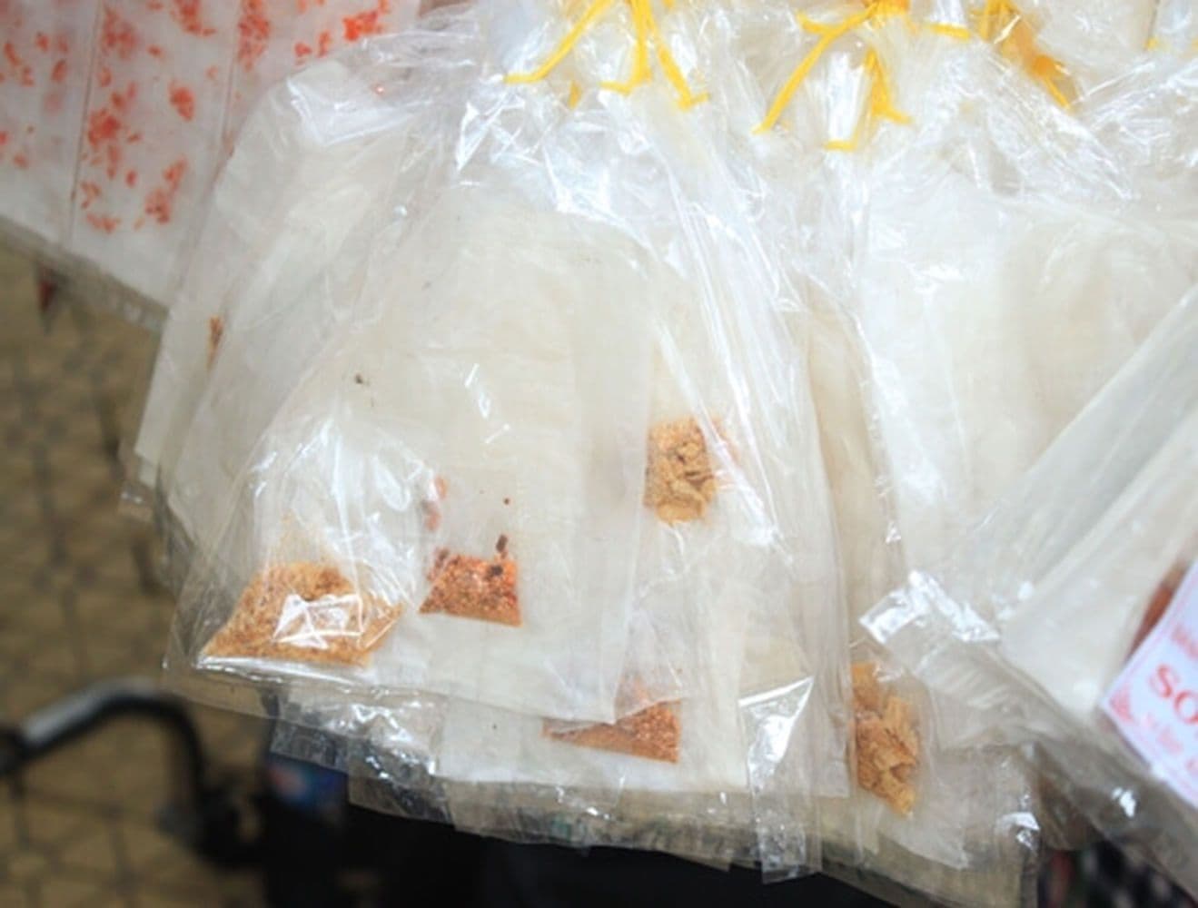 Lược sử bánh tráng trộn