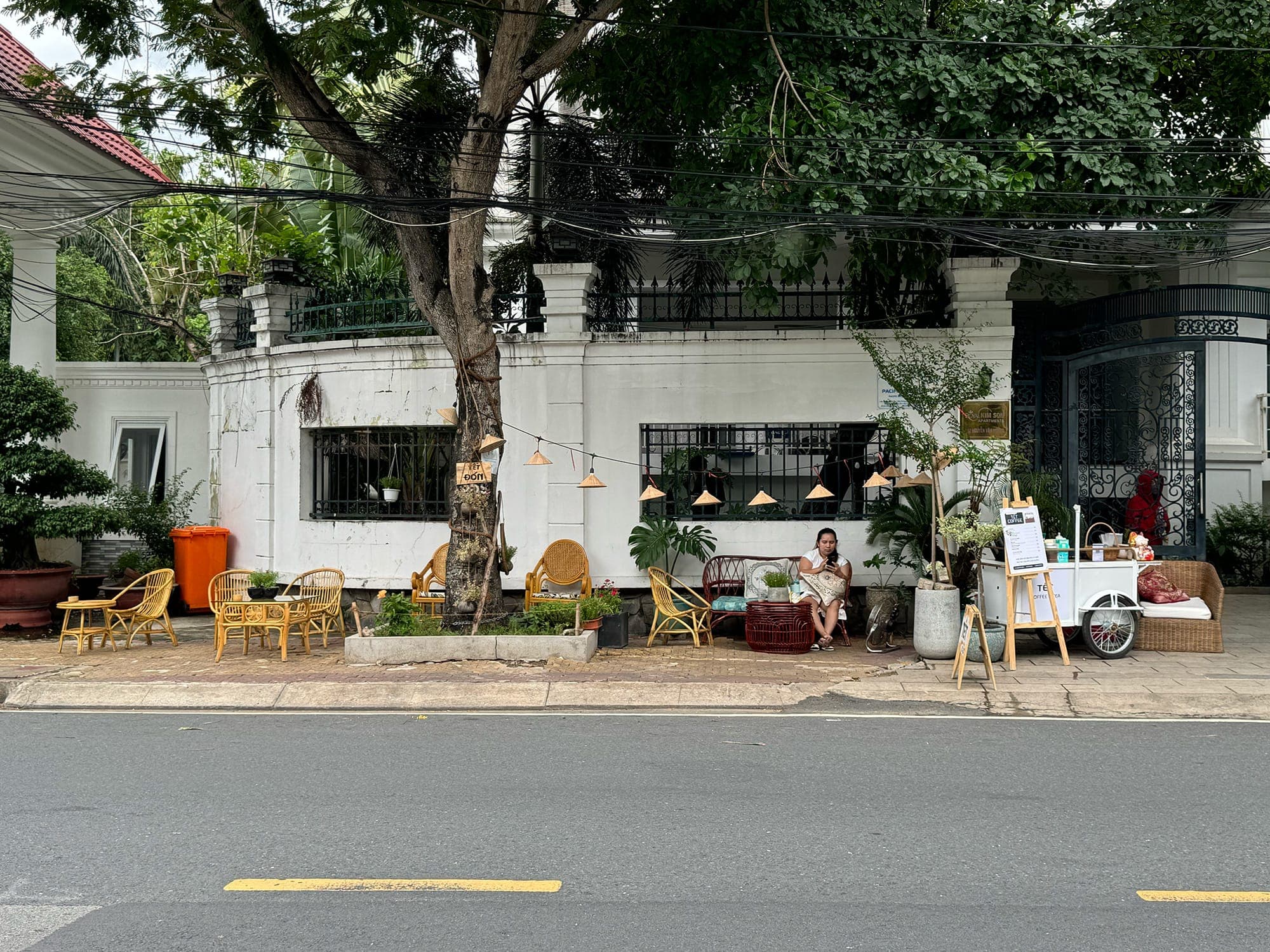 Quán lề đường sang trọng nhất