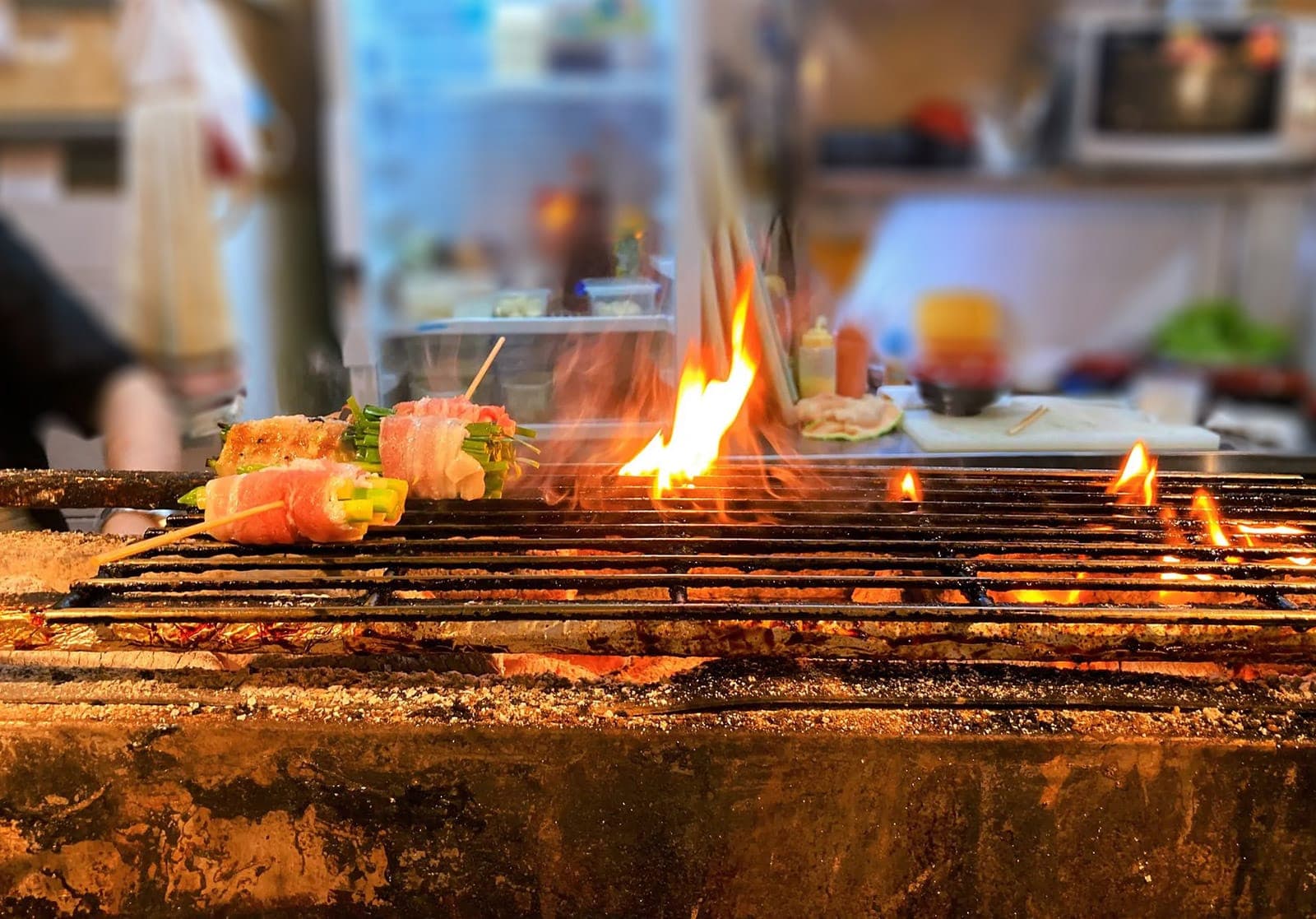 Izakaya, Yakitori và đêm cuối tuần tưng bừng kiểu Ginza nghèo