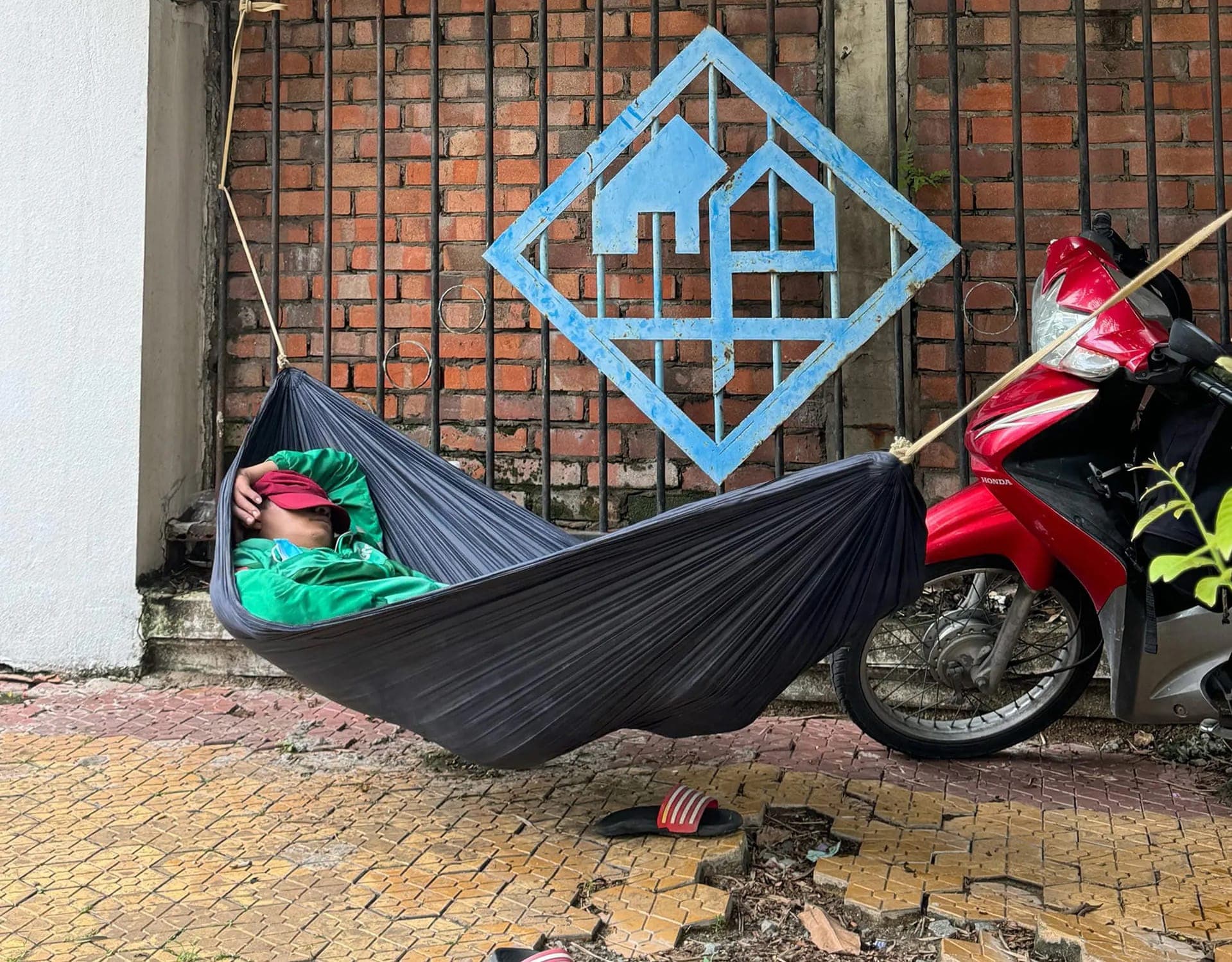 Những điều buồn cười về đi làm và ngủ trưa