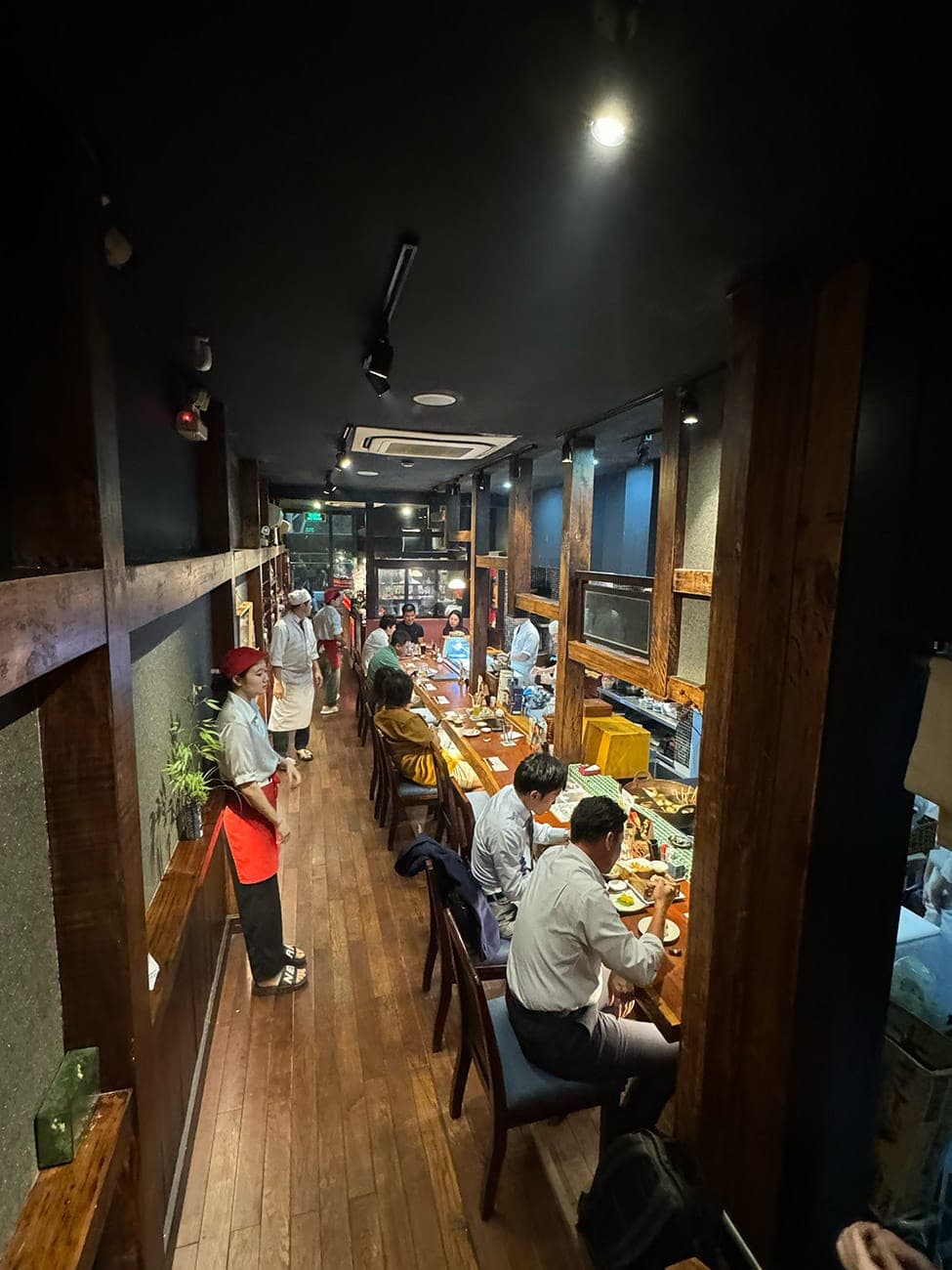 Cuối tuần ở sushi hướng nội