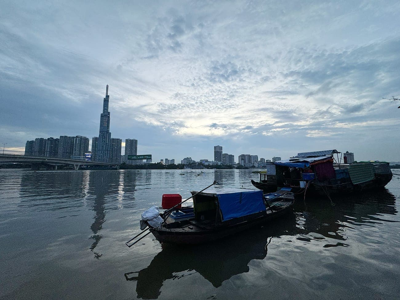 Mẹo qua những ngày triều cường Sài Gòn