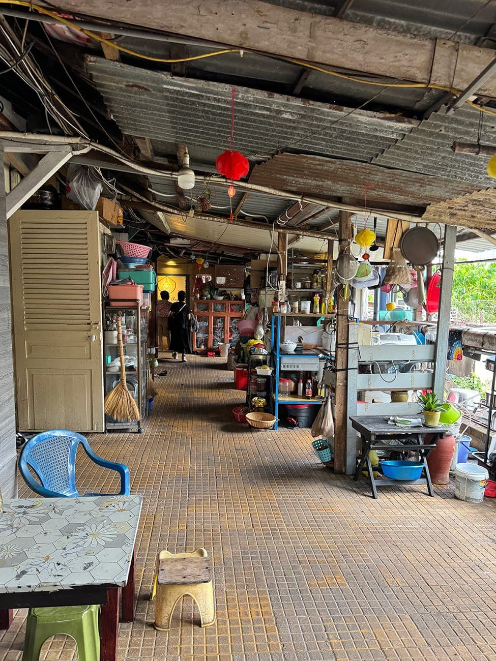 Chill ở Cửu Long Thành Trại phiên bản thanh bình