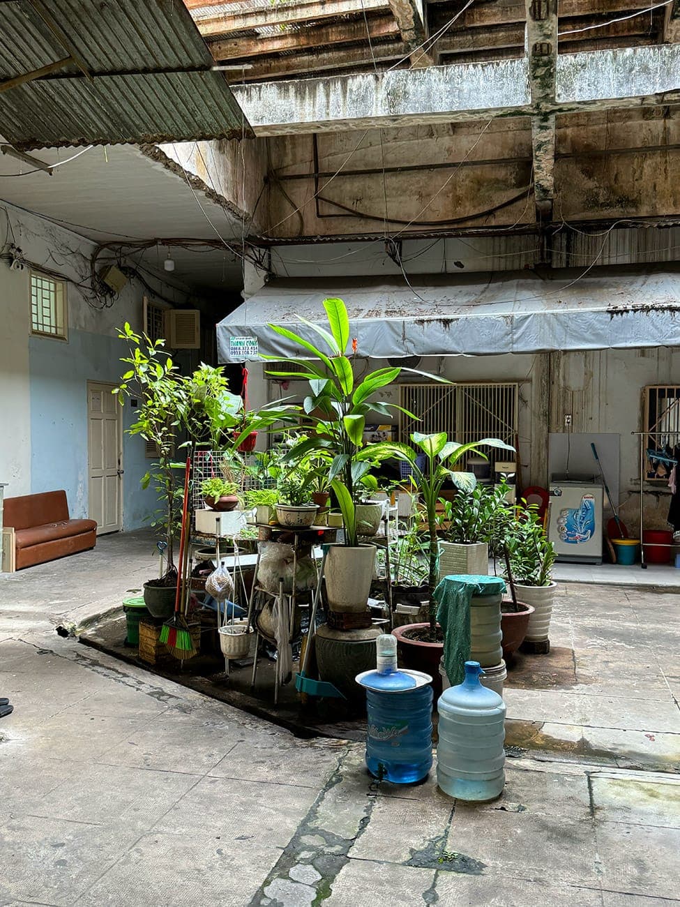 Khu phức hợp đầu tiên của Sài Gòn và gánh hát cuối cùng