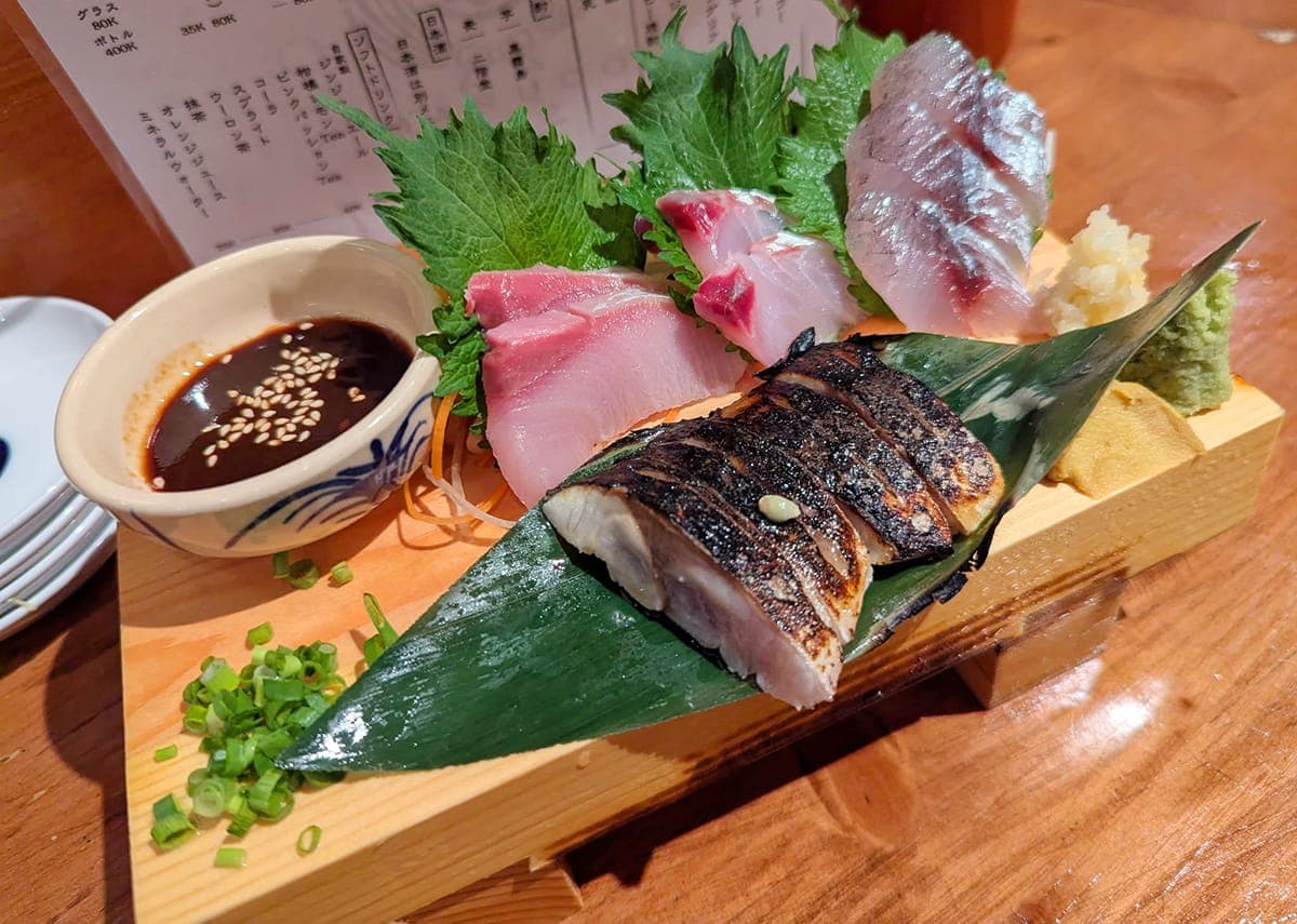 Góc Sài Gòn và một Ginza lặng lẽ