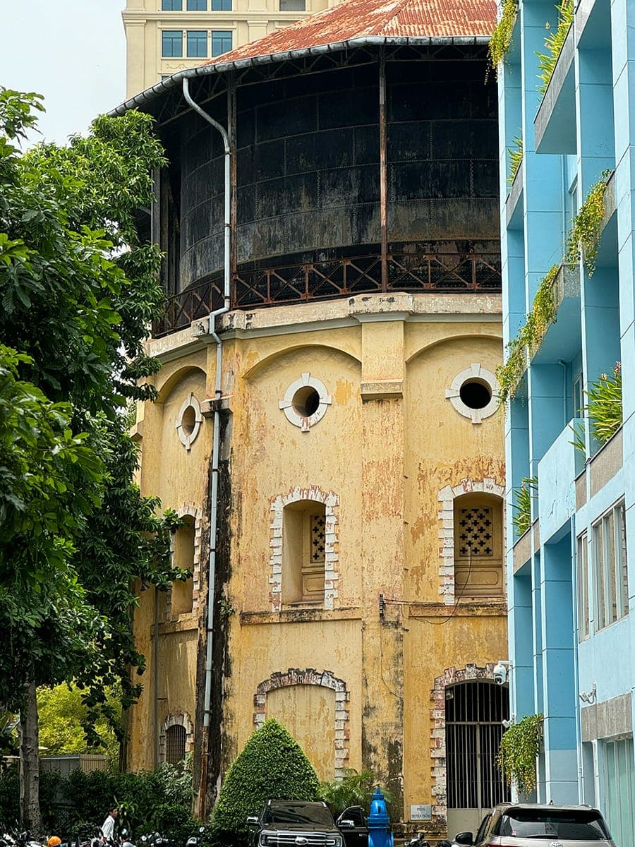 Những tháp tròn ngộ nghĩnh