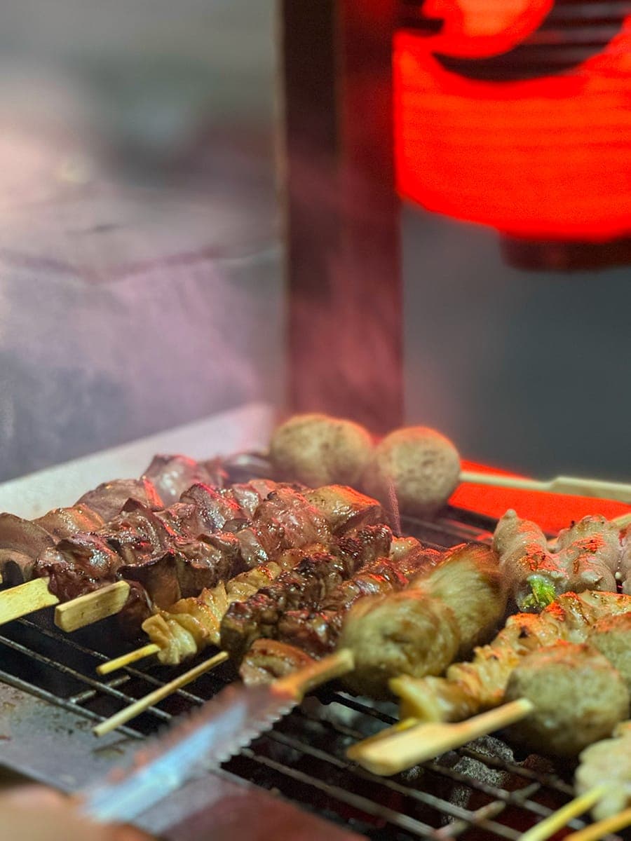 Góc Sài Gòn và một Ginza lặng lẽ