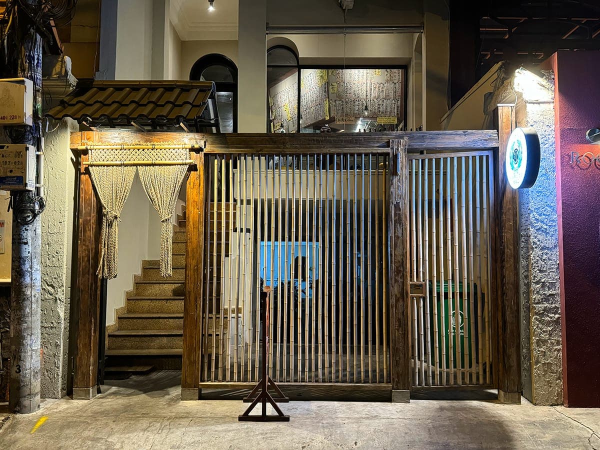 Góc Sài Gòn và một Ginza lặng lẽ