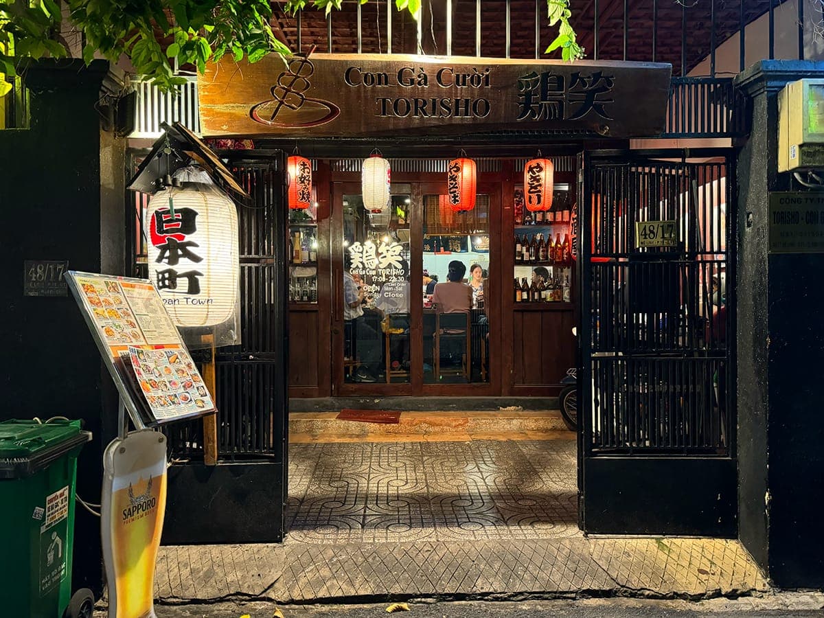 Góc Sài Gòn và một Ginza lặng lẽ