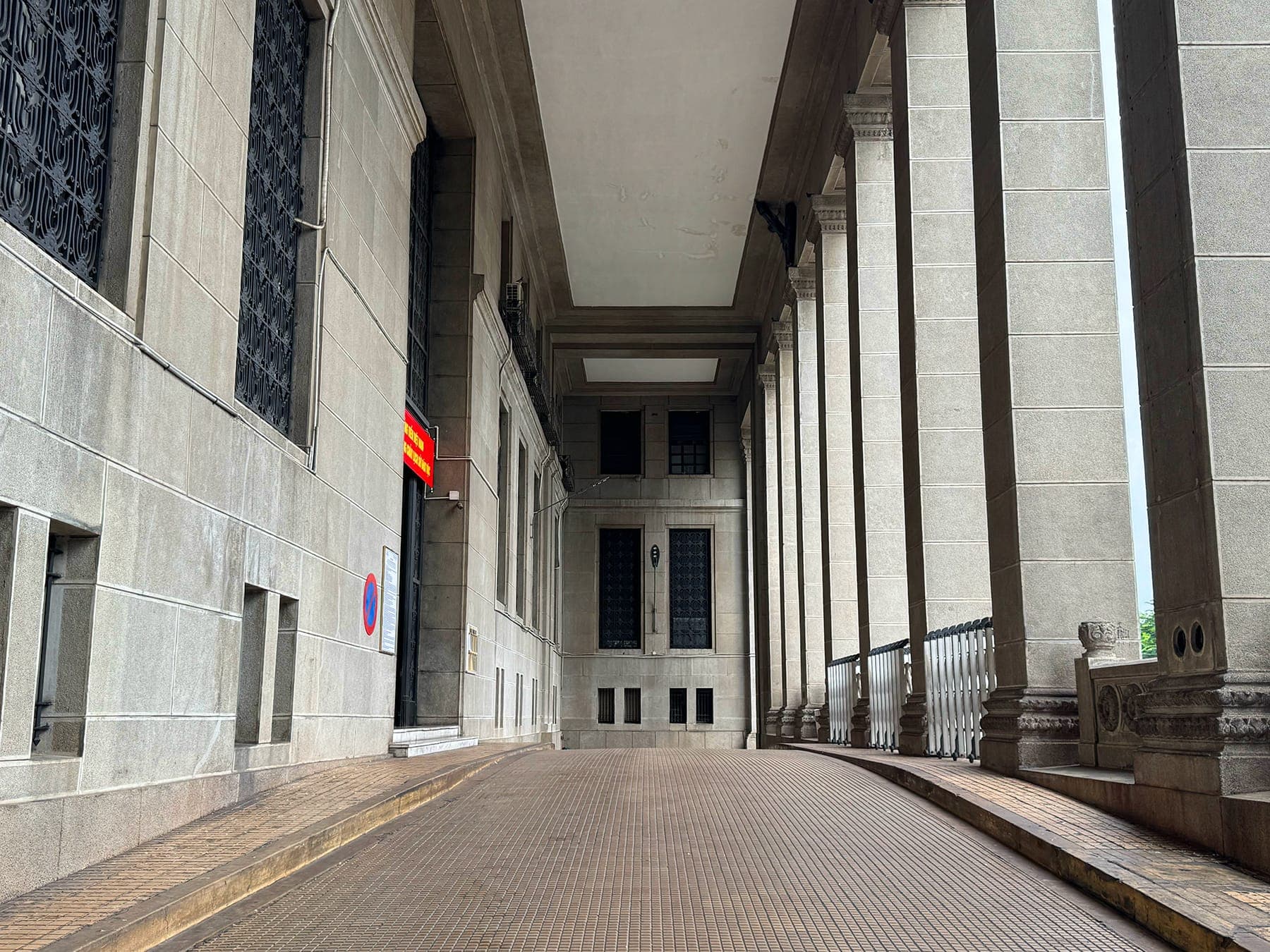 Cá mập Đông Dương: Vì sao ngân hàng quyền lực nhất bị người Sài Gòn ghét bỏ?