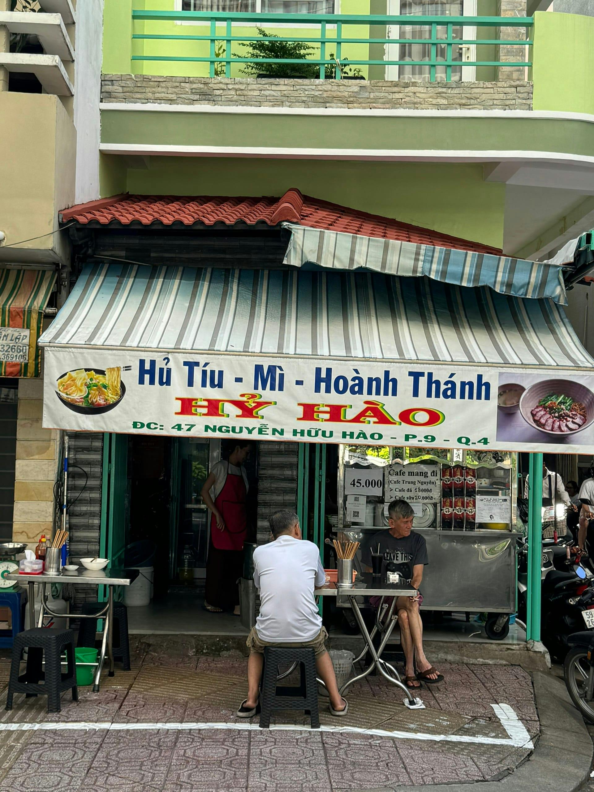 Cuối tuần ở cư xá lớn nhất Sài Gòn