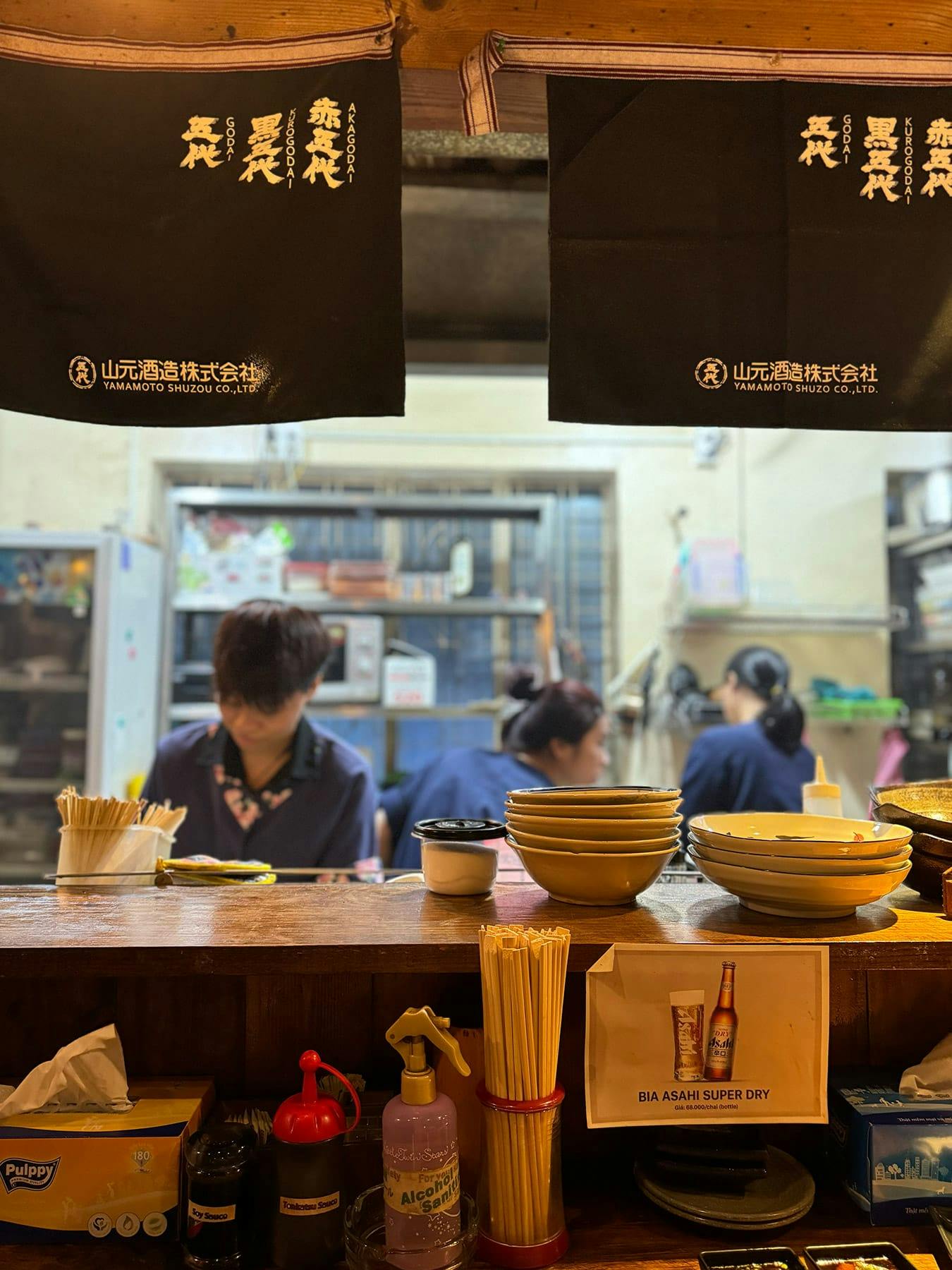 Izakaya, Yakitori và đêm cuối tuần tưng bừng kiểu Ginza nghèo