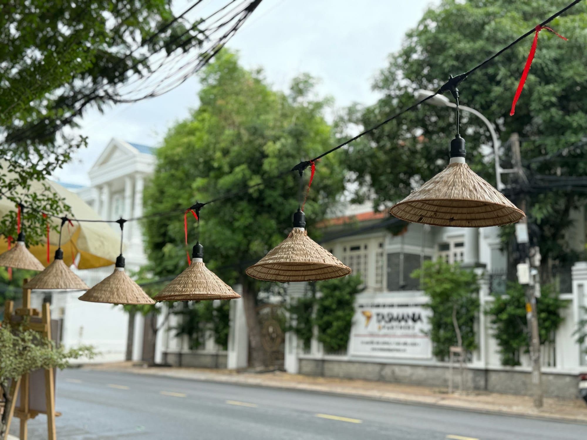 Hero Image of Quán lề đường sang trọng nhất