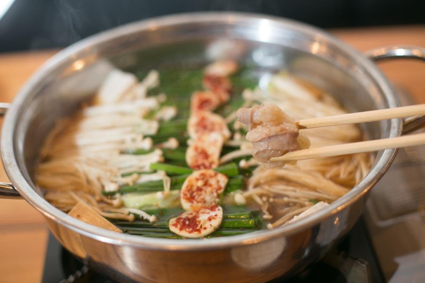 Hero Image of Motsunabe - Hương vị lạ lẫm từ miền Nam Nhật Bản