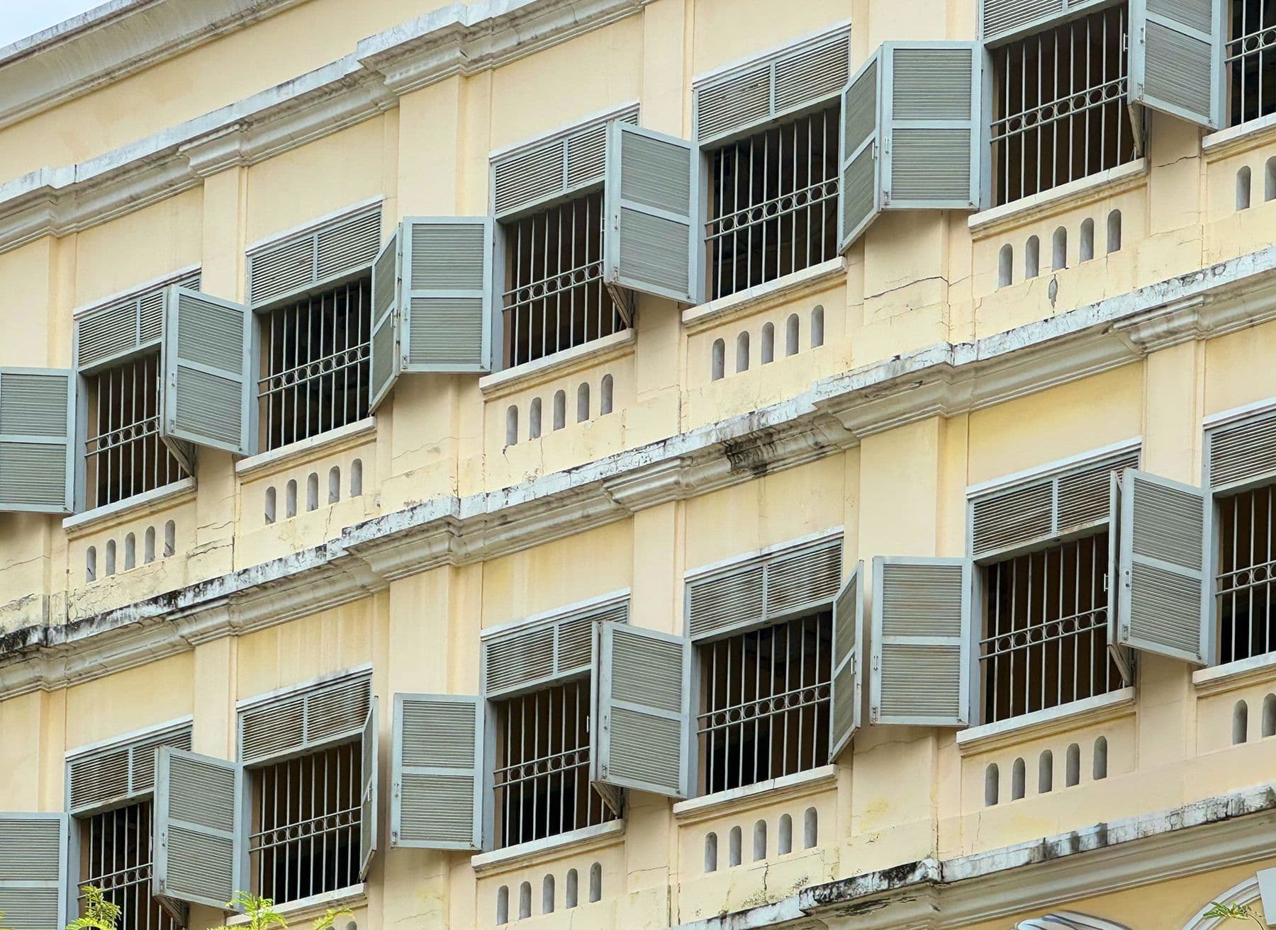 Cửa lá sách