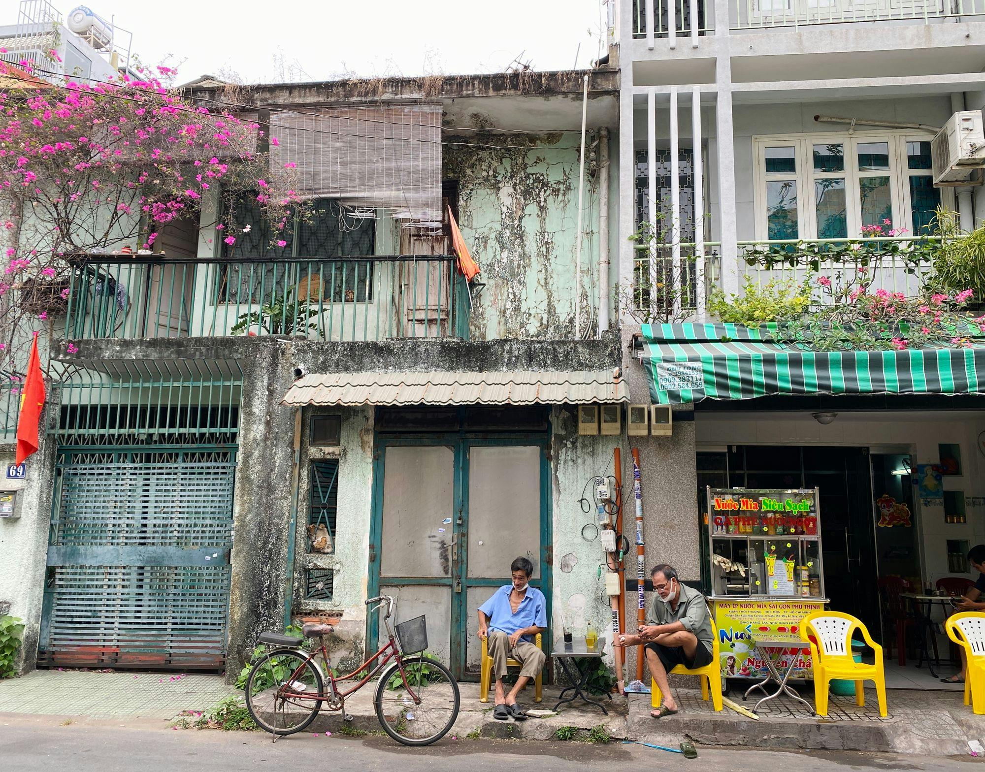 Bí mật trong hẻm Sài Gòn